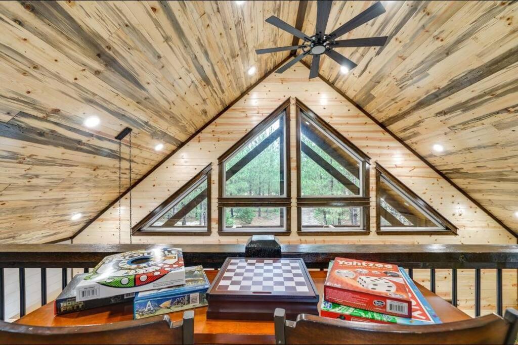 Piney Acres Villa Broken Bow Bagian luar foto